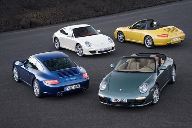 La Porsche 911 celebra quest'anno i primi 50 anni di storia. Fece la sua prima comparsa nel 1963 al Salone di Francoforte. Sono sette le generazioni dell'auto nata dalla mente di Ferdinand Alexander Porsche. Ecco un excursus cronologico 